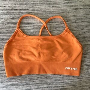 DFYNE sports bra